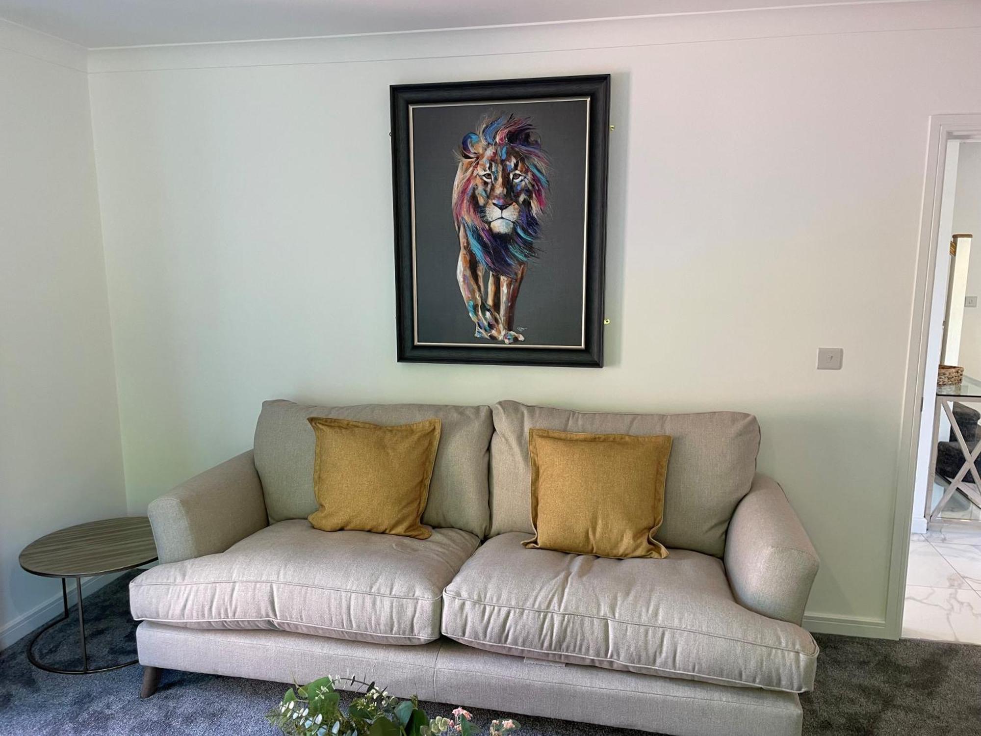 Pencoed House Estate Guest House Cardiff Bagian luar foto